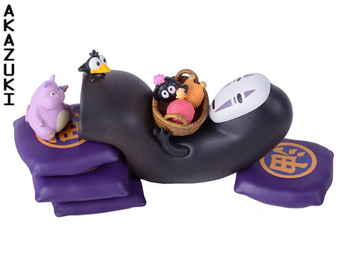 Darake Kaonashi figurines